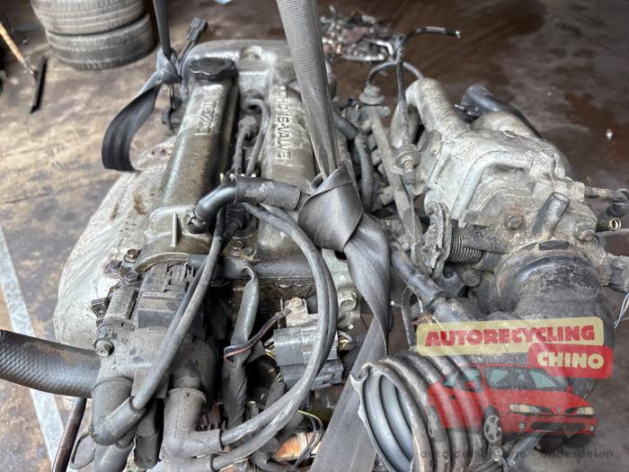 Motor van een Mazda 323 P (BA15) 1.5i 16V 1998