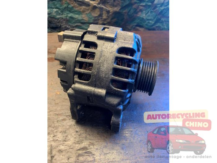 Used Dynamo Volkswagen Polo IV (9N1/2/3) 1.2 12V Price € 35,00 Margin scheme offered by Autorecycling Chino B.V.