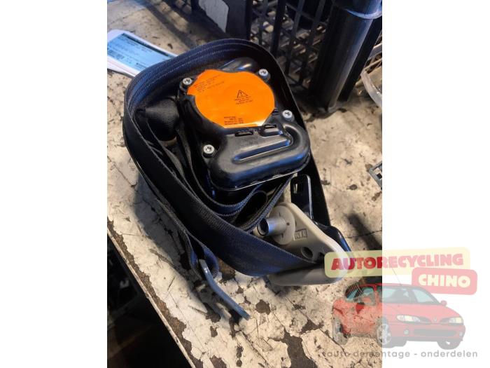 0728 adidas X Gucci ZX 8000 GG Monogram IE2270 de 473,00 €