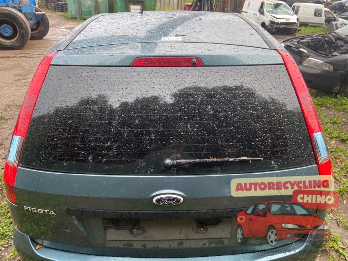 Usados Ventanilla detrás Ford Fiesta 5 (JD/JH) 1.4 16V Precio € 75,00 Norma de margen ofrecido por Autorecycling Chino B.V.