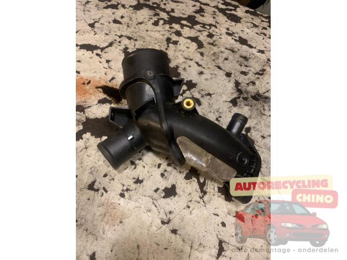 Gebrauchte Turbo Rohr Renault Clio IV (5R) 1.5 dCi 90 FAP Preis € 25,00 Margenregelung angeboten von Autorecycling Chino B.V.