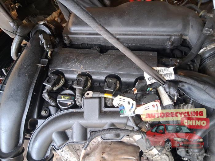 Moteur d'un Peugeot 3008 I (0U/HU) 1.6 16V THP 155 2011