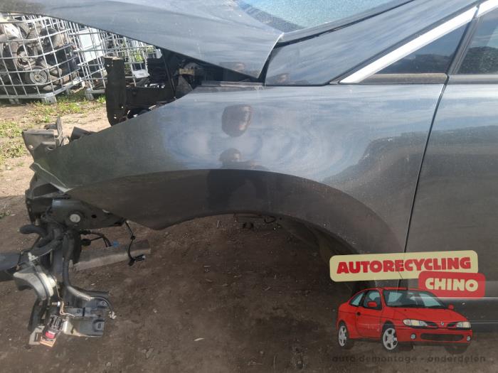 Aile avant gauche d'un Peugeot 3008 I (0U/HU) 1.6 16V THP 155 2011