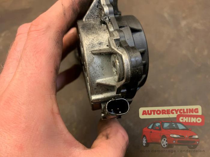 Rouleau tendeur courroie trapézoïdale multiple d'un Peugeot 3008 I (0U/HU) 1.6 16V THP 155 2011