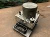 Bloc ABS d'un Peugeot 3008 I (0U/HU) 1.6 16V THP 155 2011