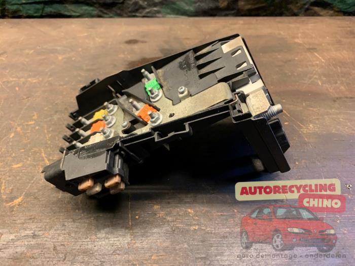 Pyrofuse d'un Peugeot 3008 I (0U/HU) 1.6 16V THP 155 2011
