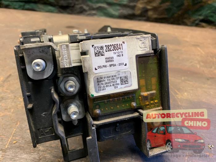 Pyrofuse d'un Peugeot 3008 I (0U/HU) 1.6 16V THP 155 2011