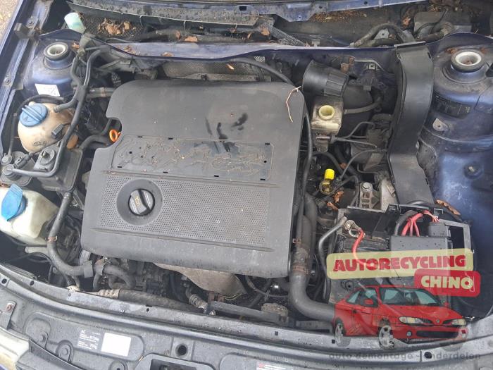 Usagé Boîte de vitesse Seat Leon (1M1) 1.6 16V Prix € 150,00 Règlement à la marge proposé par Autorecycling Chino B.V.