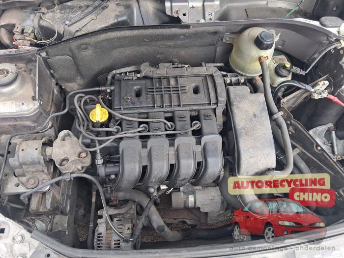 Used Engine Renault Clio II (BB/CB) 1.2 16V Price € 250,00 Margin scheme offered by Autorecycling Chino B.V.