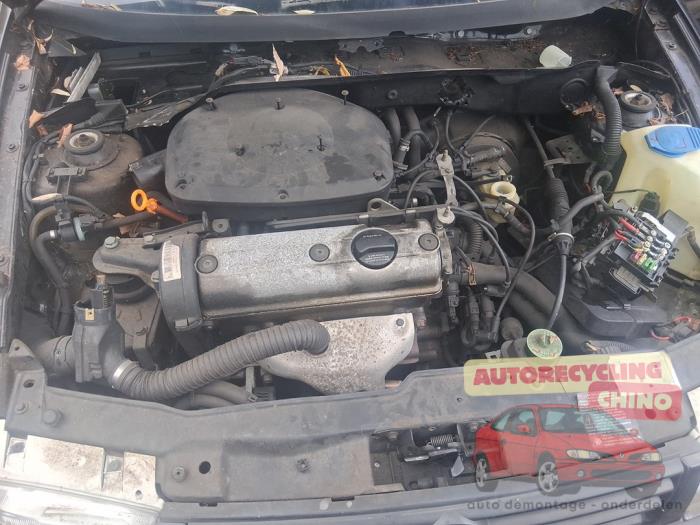 Gebrauchte Getriebe Volkswagen Polo III (6N1) 1.4i 60 Preis € 150,00 Margenregelung angeboten von Autorecycling Chino B.V.