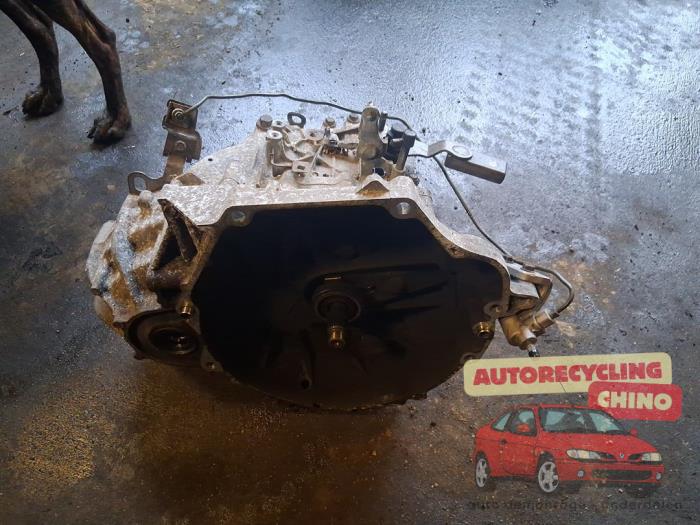 Gebrauchte Getriebe Honda Accord (CL/CN) 2.0 i-VTEC 16V Preis € 450,00 Margenregelung angeboten von Autorecycling Chino B.V.