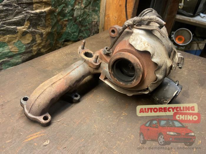 Turbo van een Volkswagen Caddy III (2KA,2KH,2CA,2CH) 1.9 TDI 2008