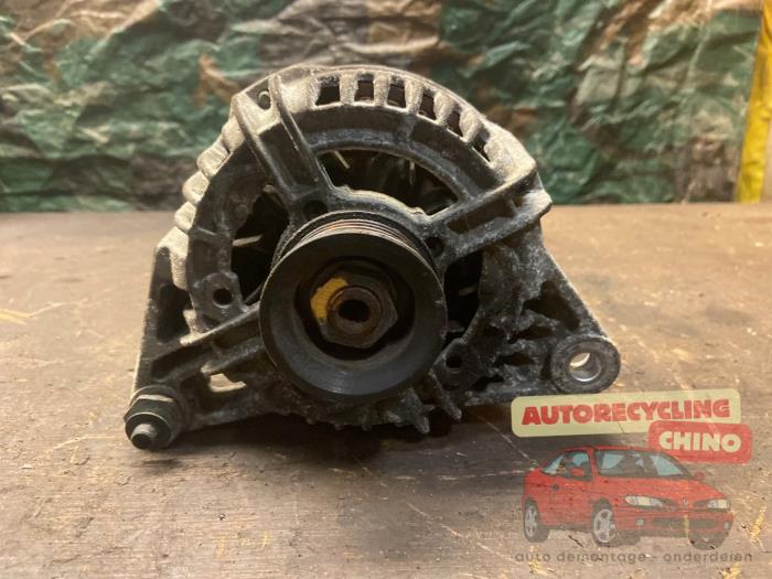 Begagnade Dynamo Seat Arosa (6H1) 1.0 Mpi Pris € 35,00 Marginaltabell erbjuds av Autorecycling Chino B.V.