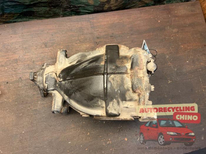 Gebrauchte Differential hinten Mercedes E (W211) 3.2 E-320 V6 18V Preis € 350,00 Margenregelung angeboten von Autorecycling Chino B.V.