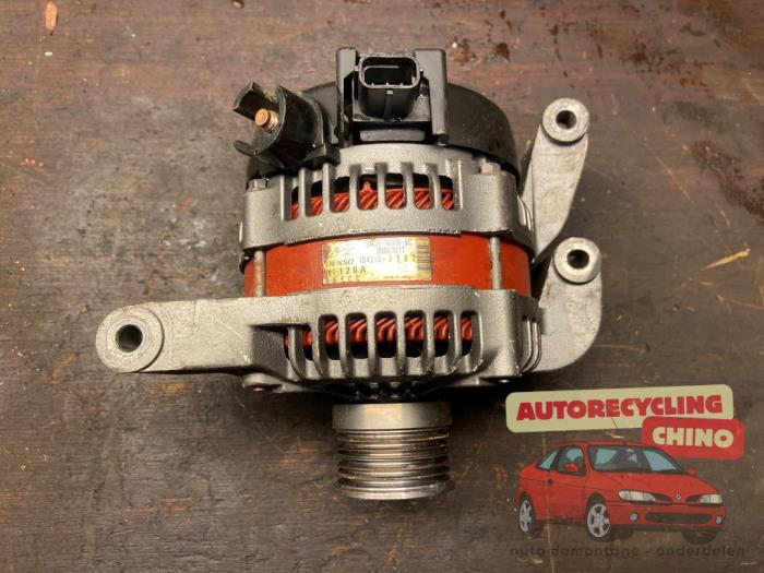 Usagé Dynamo Volvo S40 (MS) 1.8 16V Prix € 75,00 Règlement à la marge proposé par Autorecycling Chino B.V.