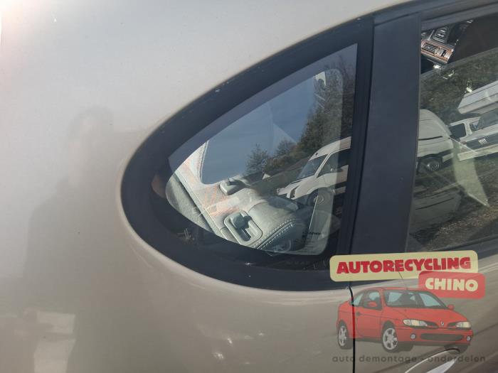 Usados Ventanilla triangular derecha detrás Chevrolet Tacuma 2.0 16V Precio € 50,00 Norma de margen ofrecido por Autorecycling Chino B.V.