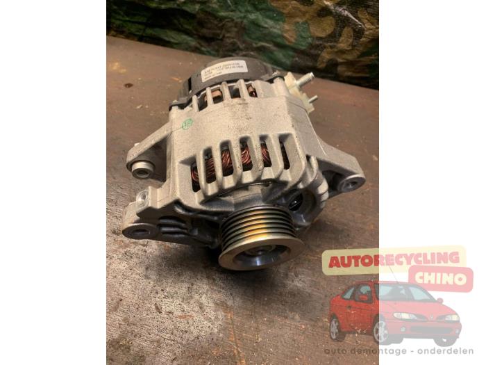 Begagnade Dynamo Peugeot 107 1.0 12V Pris € 50,00 Marginaltabell erbjuds av Autorecycling Chino B.V.