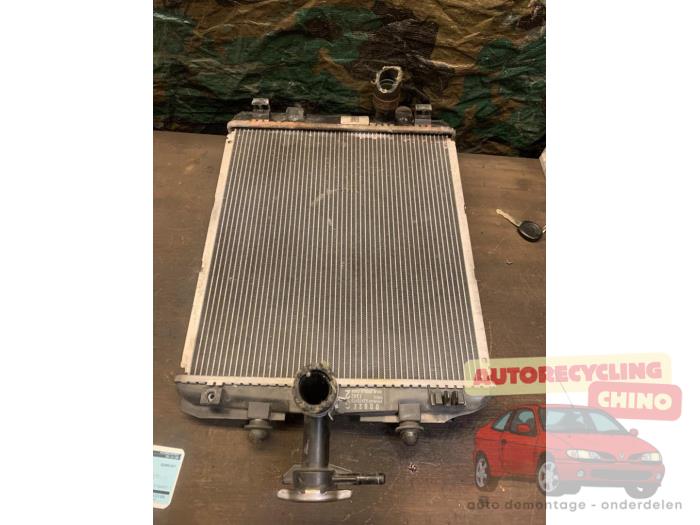 Używane Chlodnica Peugeot 107 1.0 12V Cena € 50,00 Procedura marży oferowane przez Autorecycling Chino B.V.