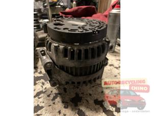 Dynamo van een Mercedes-Benz S (W221) 3.0 S-320 CDI 24V 2007