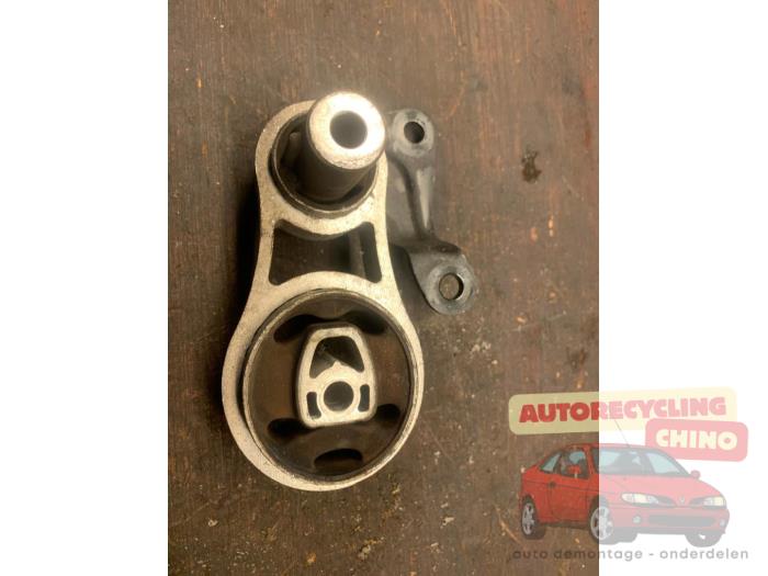 Used Engine mount Ford B-Max (JK8) 1.0 EcoBoost 12V 100 Price € 20,00 Margin scheme offered by Autorecycling Chino B.V.