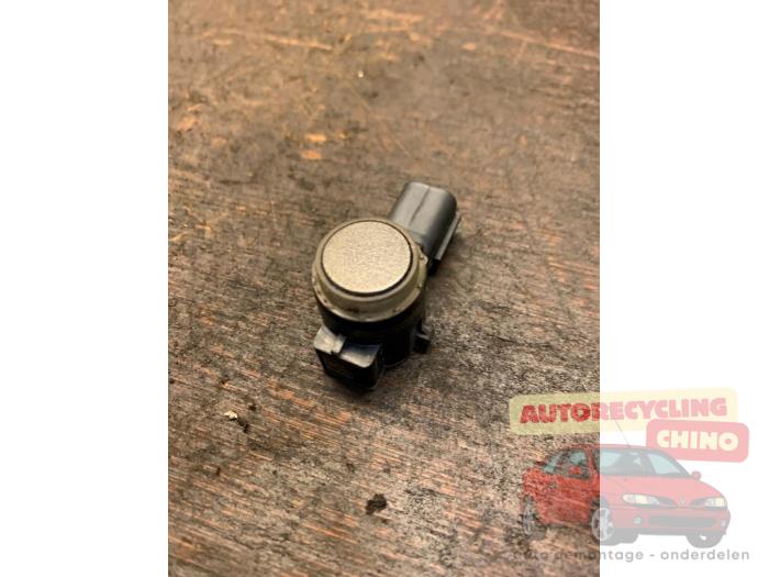 Usados Sensor PDC Ford B-Max (JK8) 1.0 EcoBoost 12V 100 Precio € 25,00 Norma de margen ofrecido por Autorecycling Chino B.V.