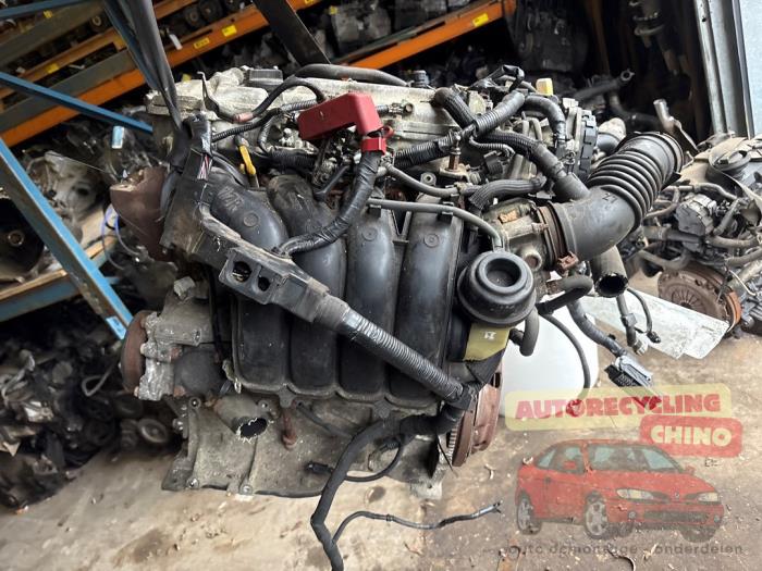 Engine from a Toyota Auris (E15) 1.6 Dual VVT-i 16V 2011