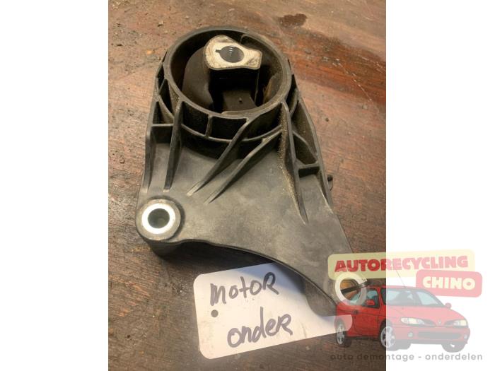 Used Engine mount Opel Insignia Sports Tourer 2.0 CDTI 16V 130 ecoFLEX Price € 25,00 Margin scheme offered by Autorecycling Chino B.V.