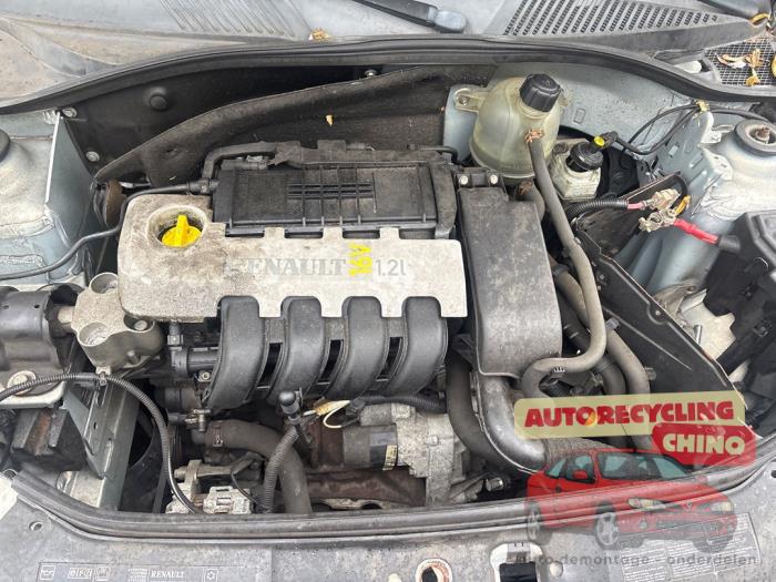 Used Engine Renault Clio II (BB/CB) 1.2 16V Price € 250,00 Margin scheme offered by Autorecycling Chino B.V.