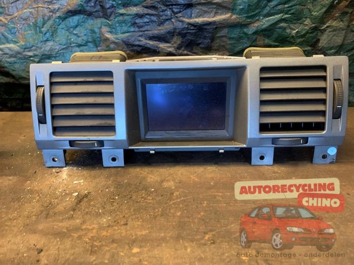 Begagnade Innerdisplay Opel Vectra C GTS 1.8 16V Pris € 40,00 Marginaltabell erbjuds av Autorecycling Chino B.V.