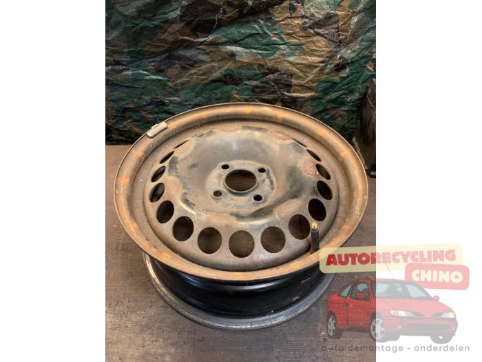 Begagnade Hjul Opel Corsa D 1.4 16V Twinport Pris € 25,00 Marginaltabell erbjuds av Autorecycling Chino B.V.