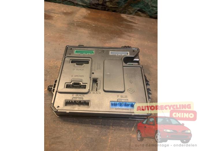 Used Body control computer Renault Grand Scénic III (JZ) 1.4 16V TCe 130 Price € 90,00 Margin scheme offered by Autorecycling Chino B.V.