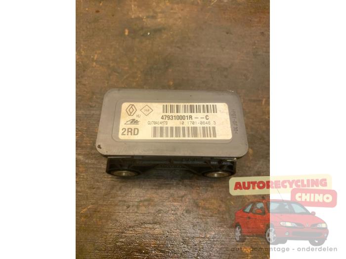 Usagé Ordinateur ESP Renault Grand Scénic III (JZ) 1.4 16V TCe 130 Prix € 50,00 Règlement à la marge proposé par Autorecycling Chino B.V.