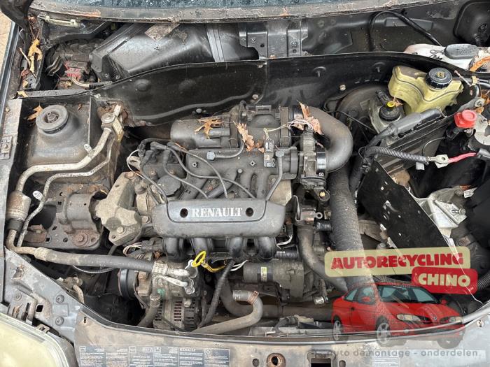 Used Engine Renault Clio II (BB/CB) 1.2 Price € 350,00 Margin scheme offered by Autorecycling Chino B.V.