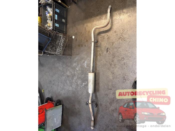Gebrauchte Auspuff Mitteldämpfer Peugeot 207/207+ (WA/WC/WM) 1.4 16V VTi Preis € 40,00 Margenregelung angeboten von Autorecycling Chino B.V.
