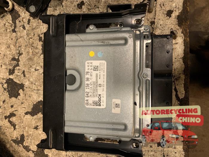 Used Engine management computer Mercedes CLS (C219) 320 CDI 24V Price € 100,00 Margin scheme offered by Autorecycling Chino B.V.