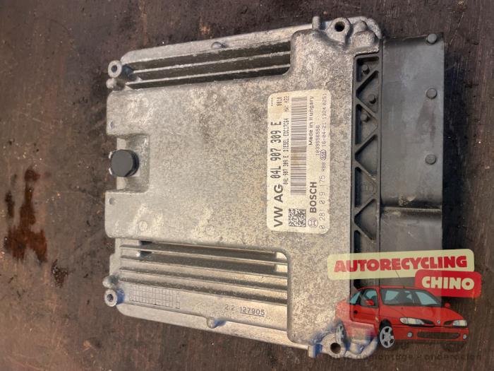 Used Engine management computer Skoda Rapid Spaceback 1.6 TDI 16V Price € 100,00 Margin scheme offered by Autorecycling Chino B.V.