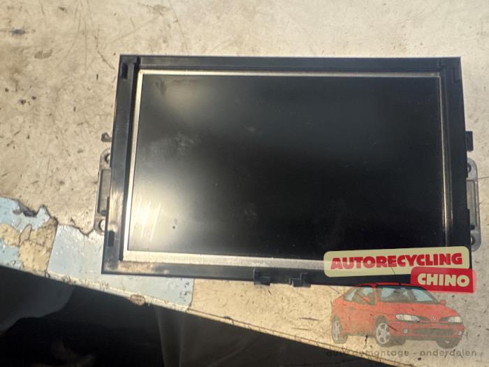 Begagnade Innerdisplay Citroen C4 Berline (NC) 1.2 12V PureTech 130 Pris € 180,00 Marginaltabell erbjuds av Autorecycling Chino B.V.