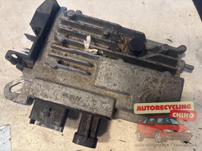 Usagé Ordinateur divers Citroen C4 Berline (NC) 1.2 12V PureTech 130 Prix € 250,00 Règlement à la marge proposé par Autorecycling Chino B.V.
