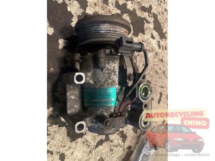 Usagé Compresseur de clim Ford Ka I 1.3i Prix € 35,00 Règlement à la marge proposé par Autorecycling Chino B.V.