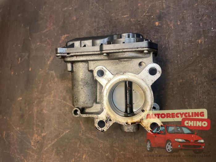 Gebrauchte Drosselklappengehäuse Renault Scénic III (JZ) 1.2 16V TCe 115 Energy Preis € 50,00 Margenregelung angeboten von Autorecycling Chino B.V.