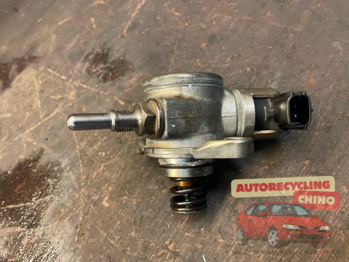 Begagnade Högtryckspump Renault Scénic III (JZ) 1.2 16V TCe 115 Energy Pris € 500,00 Marginaltabell erbjuds av Autorecycling Chino B.V.