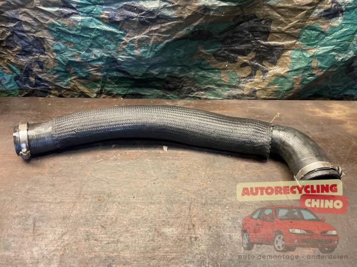 Gebrauchte Intercooler Schlauch Peugeot Expert (V1/VA/VB/VE/VF/VT/VY) 2.0 Blue HDi 120 16V Preis € 40,00 Margenregelung angeboten von Autorecycling Chino B.V.