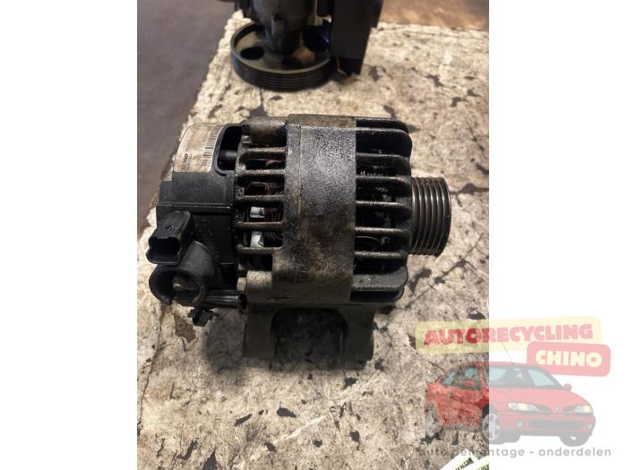 Begagnade Dynamo Peugeot 206 (2A/C/H/J/S) 1.6 16V Pris € 35,00 Marginaltabell erbjuds av Autorecycling Chino B.V.