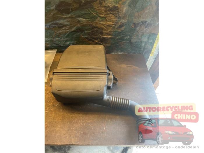 Begagnade Luftfilter Fiat Panda (169) 1.2 Fire Pris € 35,00 Marginaltabell erbjuds av Autorecycling Chino B.V.