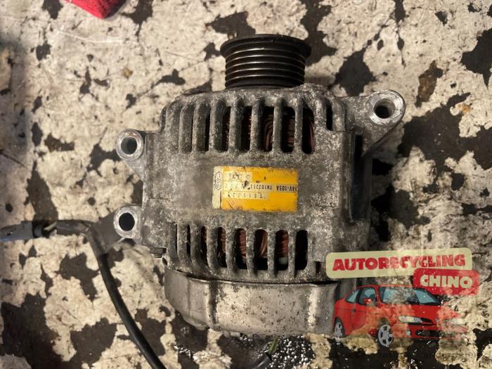 Begagnade Dynamo BMW Mini (R50/53) 1.6 16V One Pris € 50,00 Marginaltabell erbjuds av Autorecycling Chino B.V.