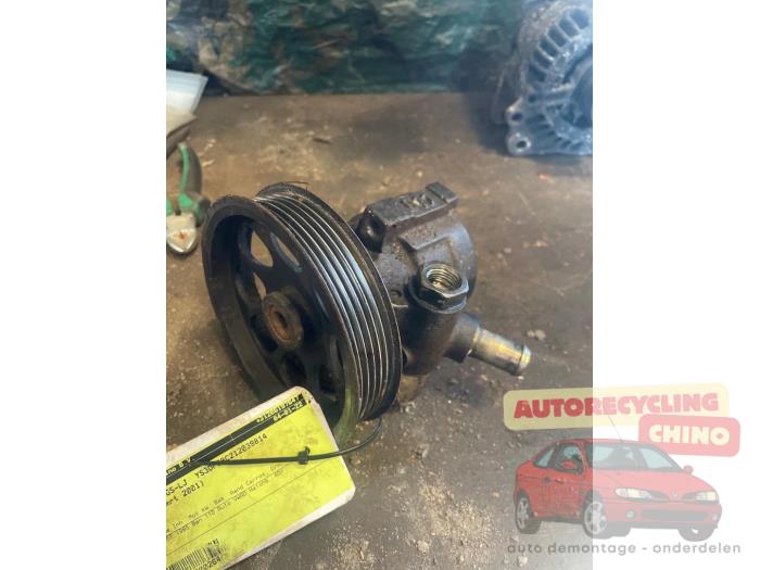 Usagé Pompe direction assistée Saab 9-3 I (YS3D) 2.0t 16V Ecopower Prix € 90,00 Règlement à la marge proposé par Autorecycling Chino B.V.