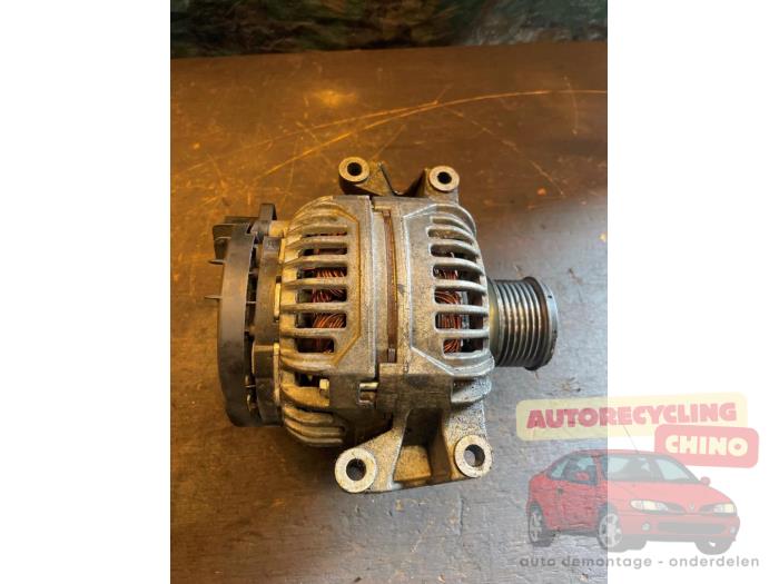 Usagé Dynamo Mercedes C (W203) 1.8 C-180K 16V Prix € 75,00 Règlement à la marge proposé par Autorecycling Chino B.V.