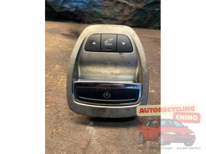 Gebrauchte Handbremse Schalter Citroen C5 III Berline (RD) 1.6 16V THP 155 Preis € 35,00 Margenregelung angeboten von Autorecycling Chino B.V.