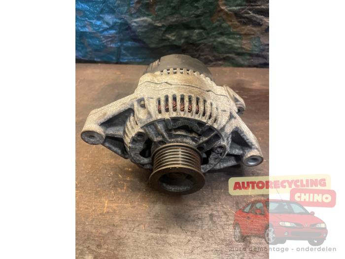Begagnade Dynamo Opel Corsa B (73/78/79) 1.4 Joy,Sport,GLS 16V Ecotec Pris € 35,00 Marginaltabell erbjuds av Autorecycling Chino B.V.