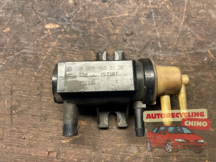 Usagé Régulateur pression turbo Mercedes E (W212) E-220 CDI 16V BlueEfficiency,BlueTEC Prix € 30,00 Règlement à la marge proposé par Autorecycling Chino B.V.